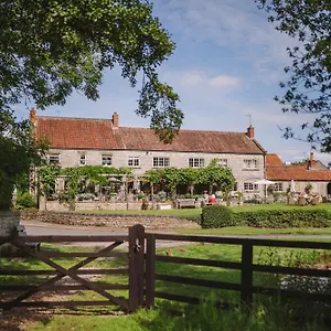 the-pheasant-harome.yorkshirehotels.net/