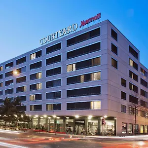 4* Hotel Courtyard By Marriott North